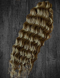 Sandy Blonde - Anna Curl